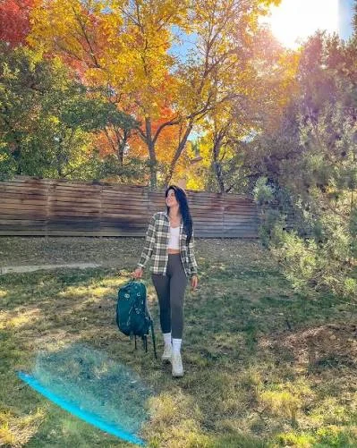 hiking outfit women