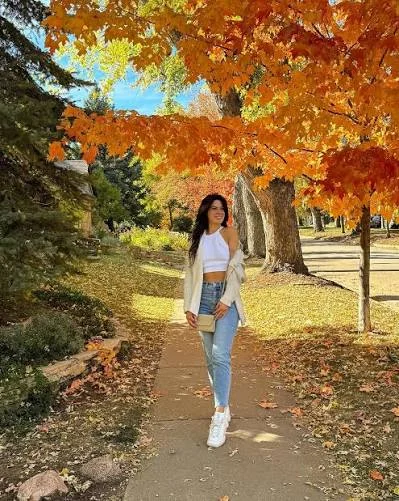 hiking outfit women